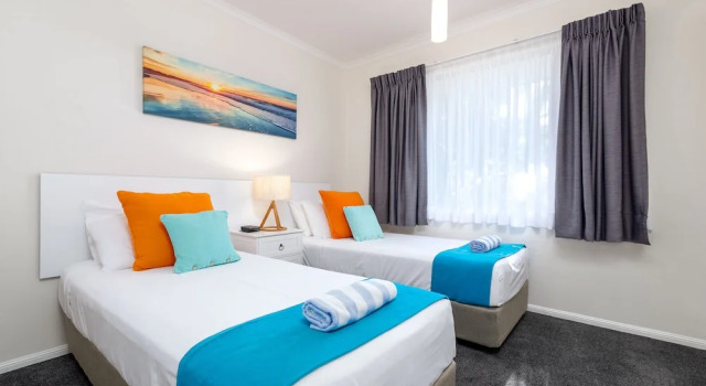 Seascape Holidays at Reef Terraces on St Crispins, Prenota Casa vacanze Hotel a Queensland con parcheggio, Parcheggio