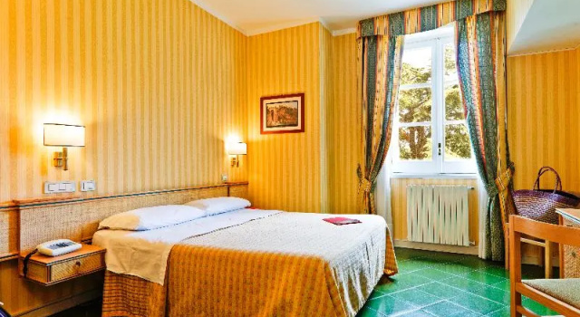 Номер Standard с балконом Hotel Scapolatiello