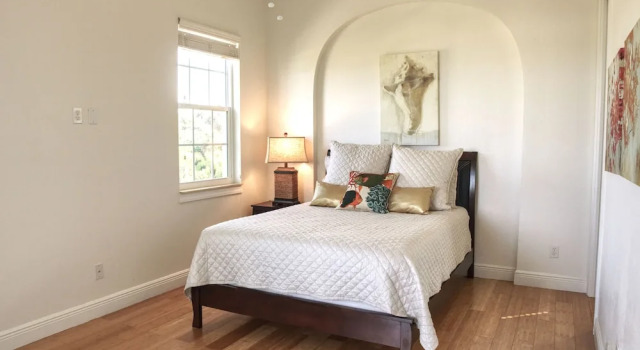 Prestigious 4 BR Getaway - Coronas Verde