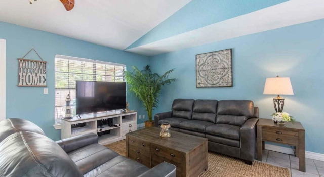 Treasure Island Townhouse, Buchen Sie Hotel Hotels in Padre Island mit Pool, Schwimmbad