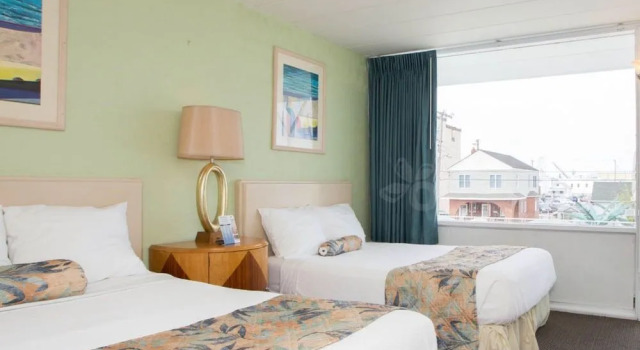 Island Breeze Motel, Buchen Sie Motel Hotels in Wildwoods Beach mit Parkplatz, Parkplätze