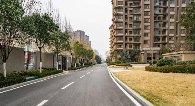 Апартаменты Zhengzhou Zhengdong New District·East University City·