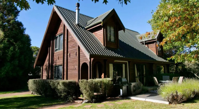 Вилла Superior Tongariro Lodge