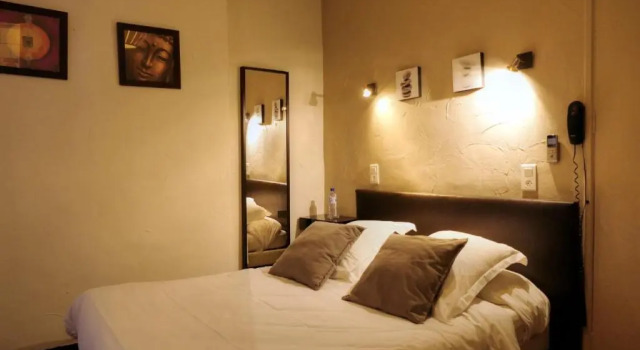 Двухместный номер Standard Logis Hôtel de Provence
