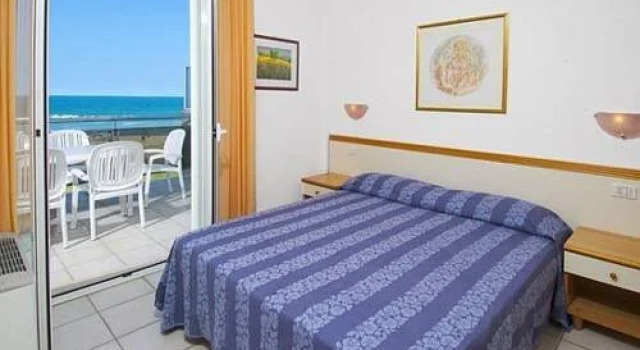 Residence Brezza di Mare, Забронировать Отель Отели Побережья Марок 3 звезды, 3*