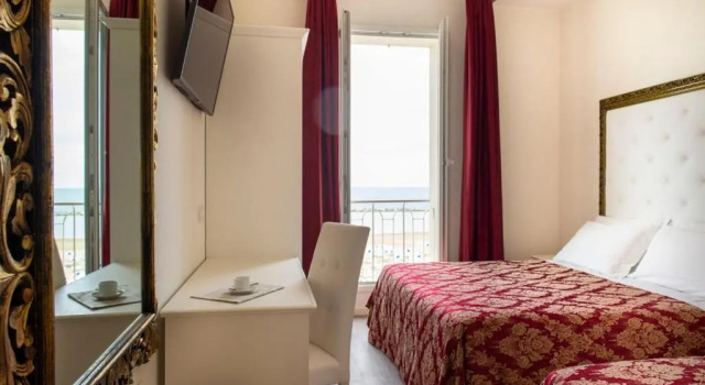 Трёхместный номер Superior с видом на море Hotel Lido Viserba