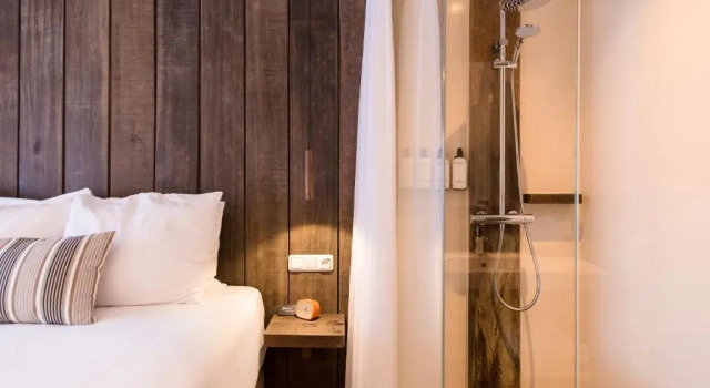 Номер Comfort Van Heeckeren Hotel