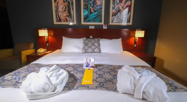 Crowne Plaza Liverpool - John Lennon Airport by IHG