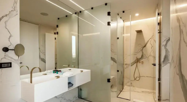 Одноместный люкс Qosmo Brasov Hotel