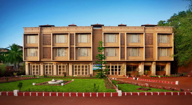 Kohinoor Highway Resort