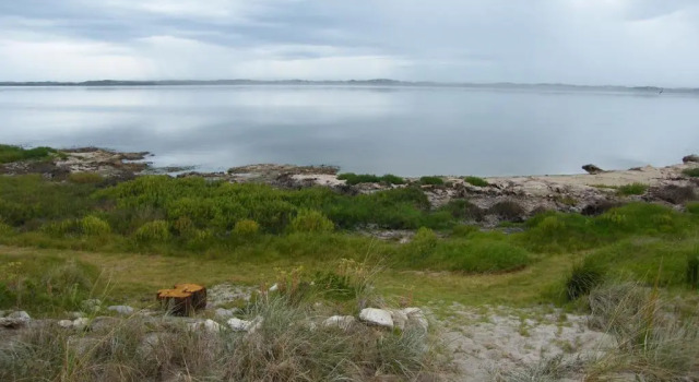 Коттедж с 3 комнатами Coorong Waterfront Retreat