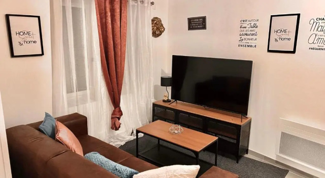 Maison 2 Chambres - TV - CLIM - BABY FOOT, Réserver Hôtel Ruelle-sur-Touvre Charente