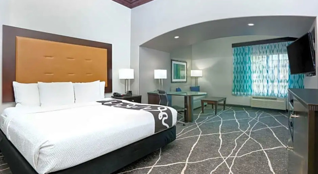 Номер Standard La Quinta Inn & Suites by Wyndham Little Rock - Bryant