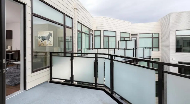 Апартаменты Deluxe Global Luxury Suites at Downtown Mountain View