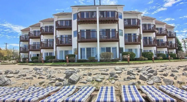 The Beach Condo Unit 104, Varaa Hotelli Traverse City Michigan