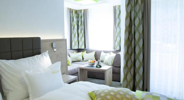 Люкс Hotel Neder