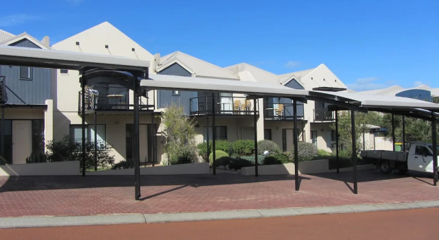 Коттедж с 2 комнатами с балконом Margaret River Beach Apartments