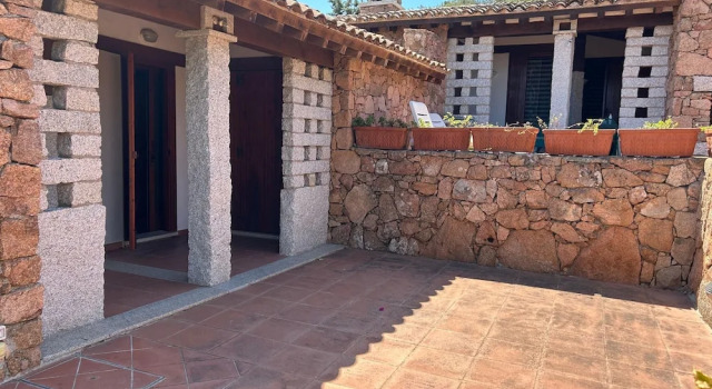Villa Sleeps 12