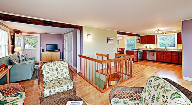 New Listing! Serene East End : Steps To Sand 3 Bedroom Condo, Забронировать Апартаменты/квартира Провинстаун Полуостров Кейп-Код
