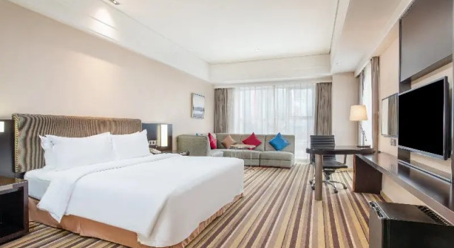 Люкс Standard Holiday Inn Express Shenyang Golden Corridor by IHG