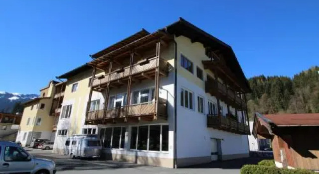 Apartment Kitzbichler by Apartment Managers, Rezerwuj Apartament Hotele w Tyrol z parkingiem, Parking
