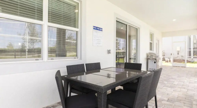 9BR ChampionsGate Pool Home, Book Hotel Hoteller i Four Corners med pool, Swimmingpool