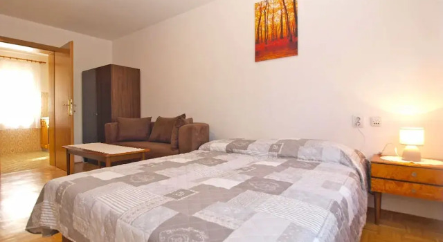 Apartment 1638