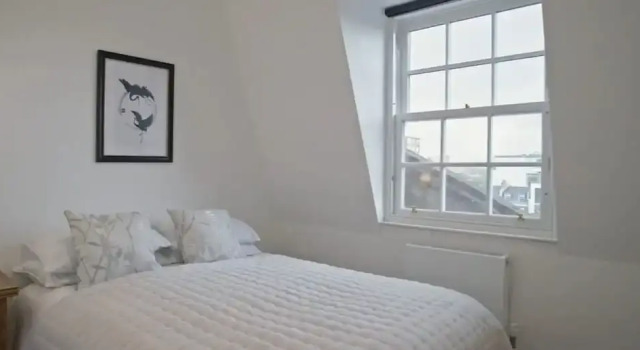 Lovely 5-bed House in London, Забронировать Отель Отели Англии 3 звезды, 3*