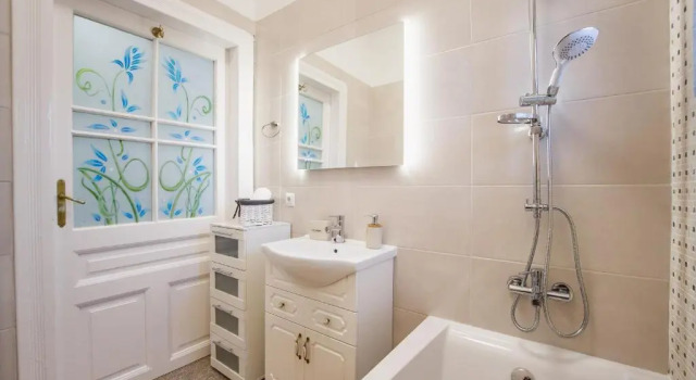 Апартаменты Wonderful 2 bedroom Central Apartment