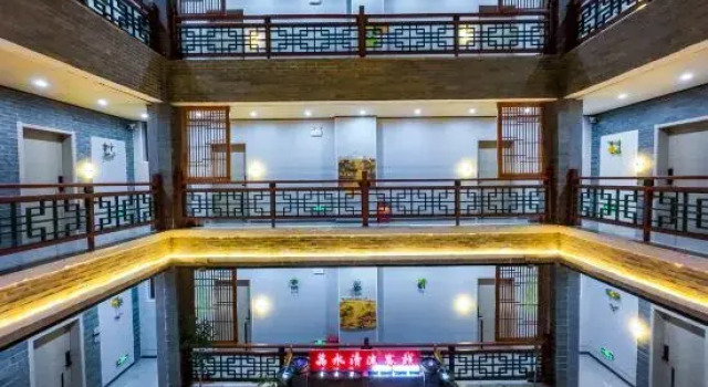 Lishui Qingbo Courtyard Homestay (Libo Ancient Town), Varaa Hotelli Qiannan Kiina