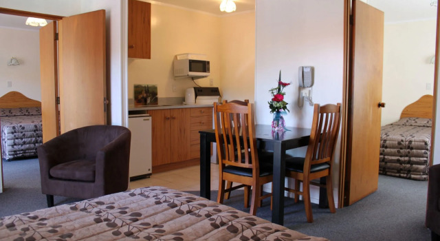 Cherry Court Motor Lodge