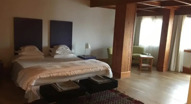 Люкс с балконом Hostería Isla Victoria Lodge