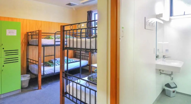 Кровать в общем номере (женский номер) Haka House Wanaka