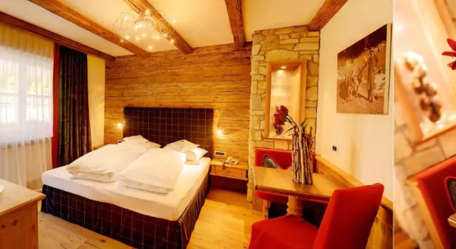 Двухместный номер Standard с балконом Hotel Hirzer 2781