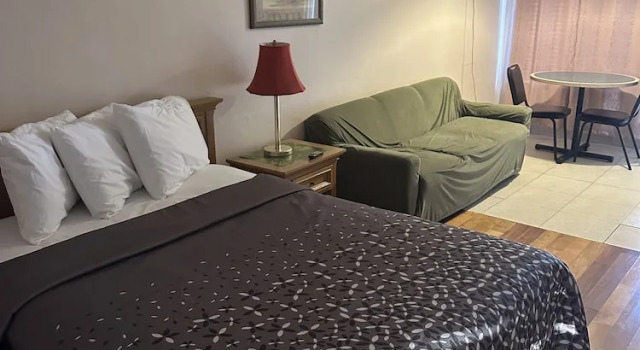 Номер Comfort THE FLORIDIAN INN