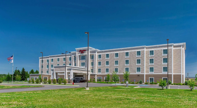 Четырёхместный номер Standard Hampton Inn Presque Isle Maine