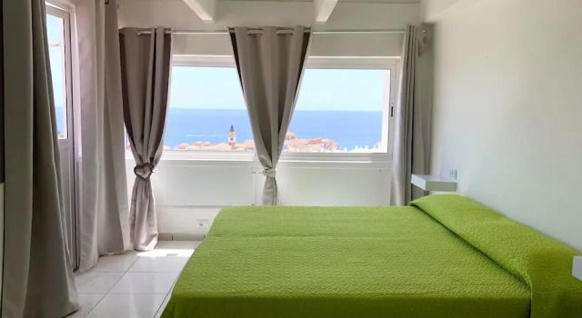 Apartment with 2 Bedrooms in Playa Paraíso, with Wonderful Sea View, Furnished Terrace And Wifi - 1 Km From the Beach