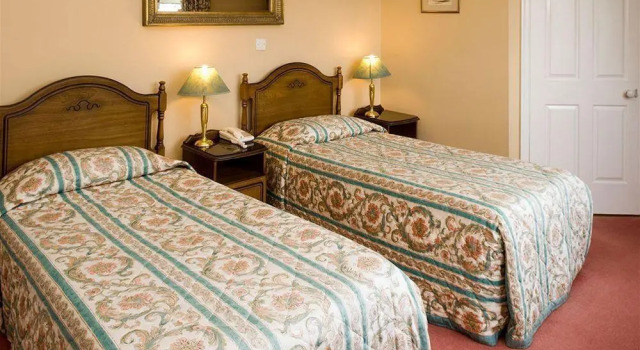 Broadmeadow Country House, Boek Hotel Ashbourne Meath
