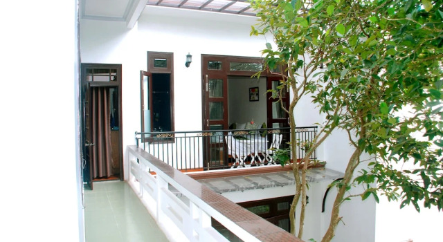 Кровать в общем номере Blue Lake Homestay