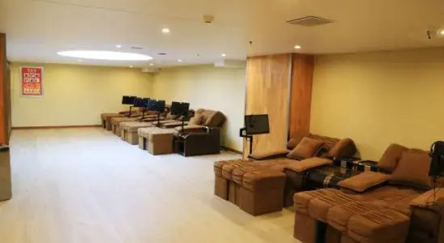 Changbai Mountain Wanda Yue Loft Hot Spring Hotel (Tourism Service Center of West Changbai Mountain), Rezerwuj Hotel Hotele 4-gwiazdkowe w Jilin, 4*