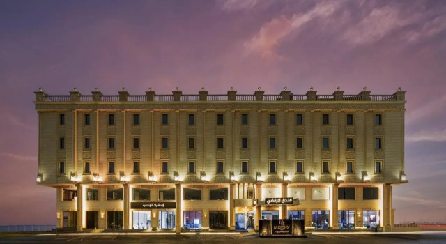 Larichy Hotel, Book Hotel Hoteller i Tabuk Region med parkering, Parkering