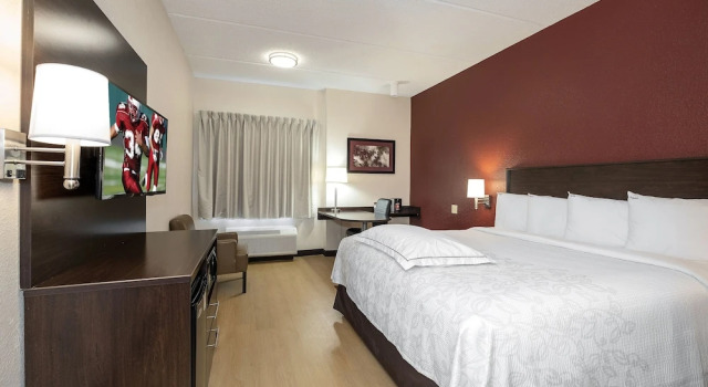 Двухместный люкс Premium Red Roof Inn PLUS+ Jacksonville   Southpoint