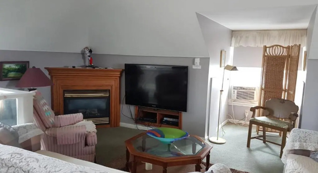 Люкс Ye Olde Walkerville Bed & Breakfast