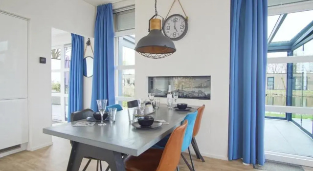 Cube Anker, Book Hotel Hoteller i Hulshorst med pool, Swimmingpool