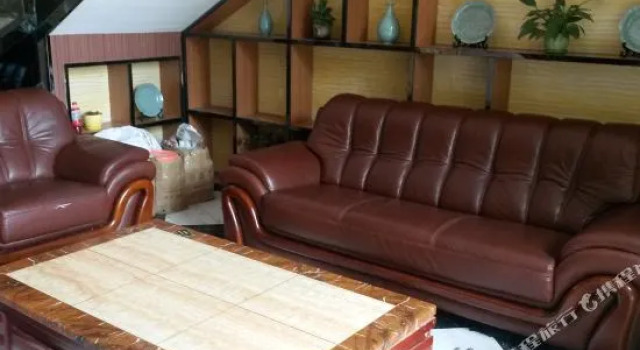 Geziwei Hotel Nanning Wuliting, Rezerwuj Hotel Hotele w Nanning z parkingiem, Parking