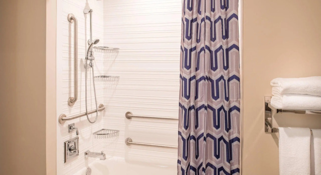 Четырёхместный номер Standard Fairfield by Marriott Inn & Suites New Orleans Downtown French Quarter Area