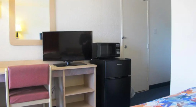 Четырёхместный номер Standard Motel 6 Ontario, OR