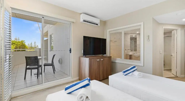 Номер Deluxe The Pool Resort Kingscliff - Private Apartments by Holiday Management Company