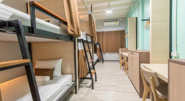 Кровать в общем номере (мужской номер) Siam Stadium Hostel
