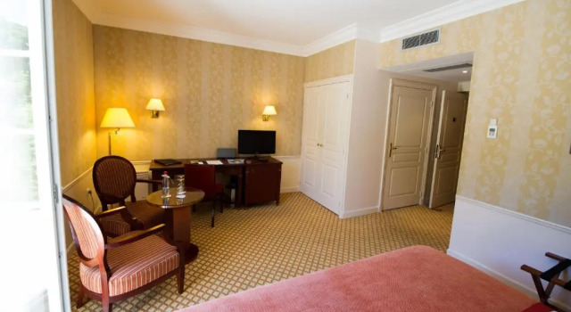 Двухместный номер Deluxe Le Domaine des Roches, Hotel & Spa